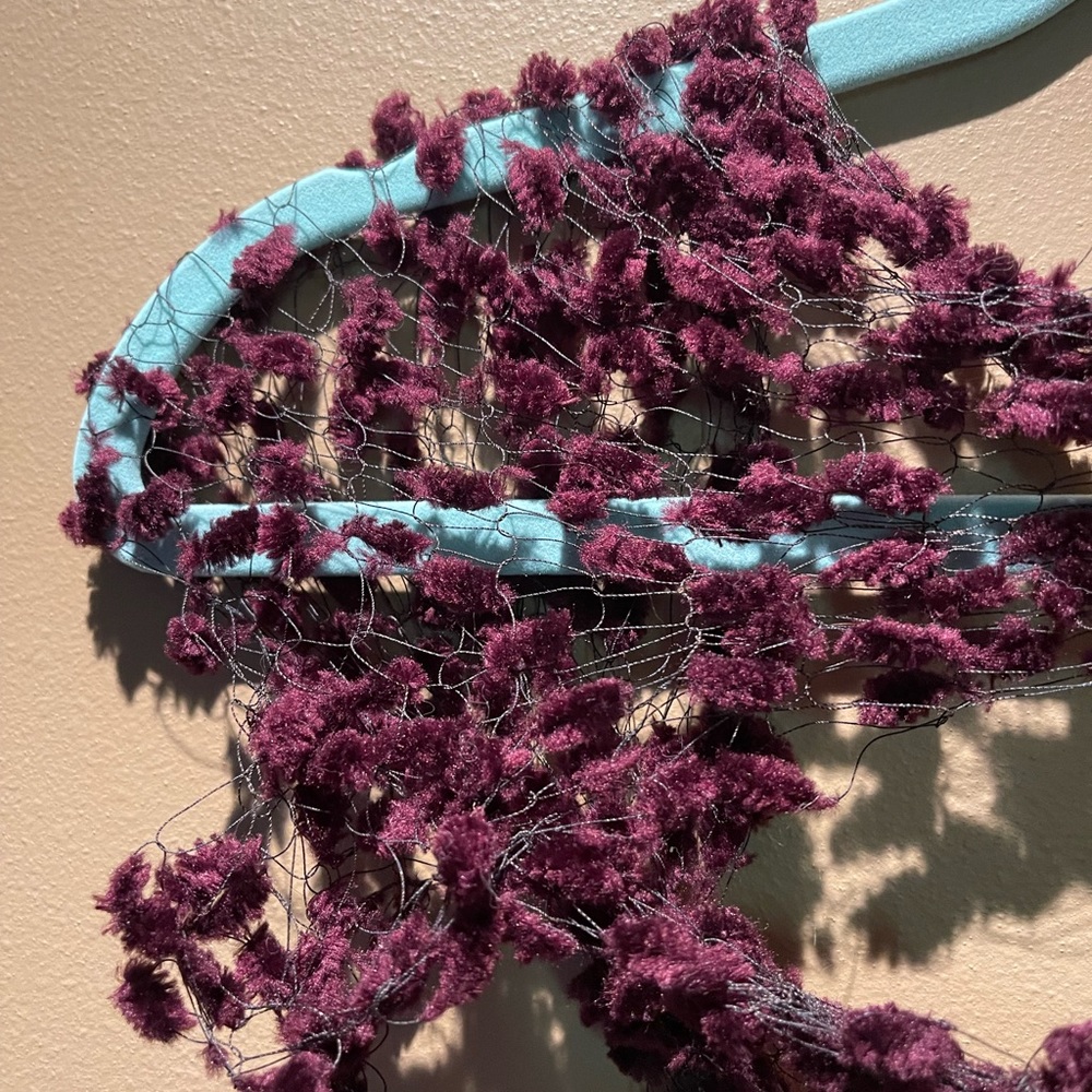Scarf is piece of art - Picture 2 of 6